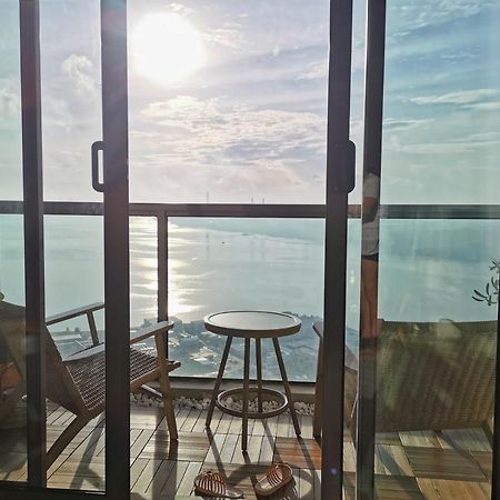 Yussy 2 Bedroom Sea View Condo At R&F Princess Cove Johor Bahru Exterior foto