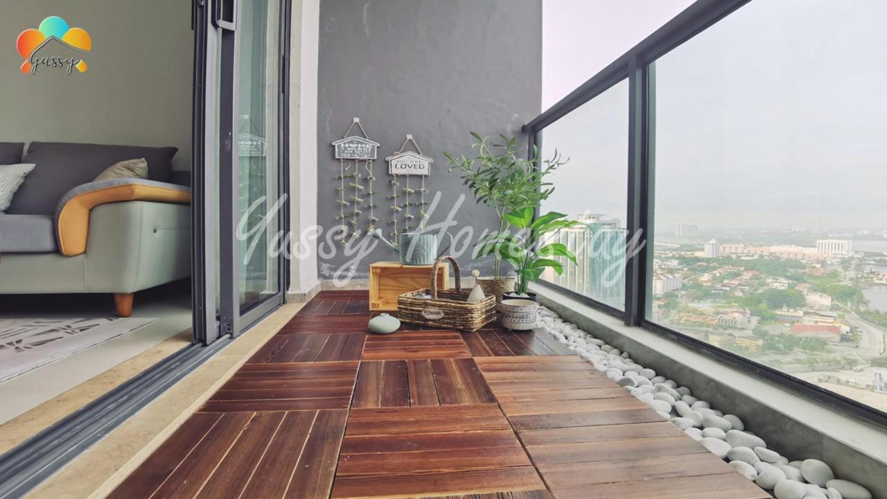 Yussy 2 Bedroom Sea View Condo At R&F Princess Cove Johor Bahru Exterior foto
